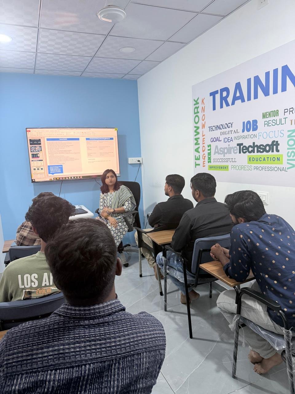 Real learning environment at Aspire IT
